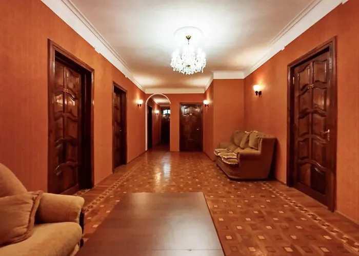 Jeanne D\'Arc Hotel